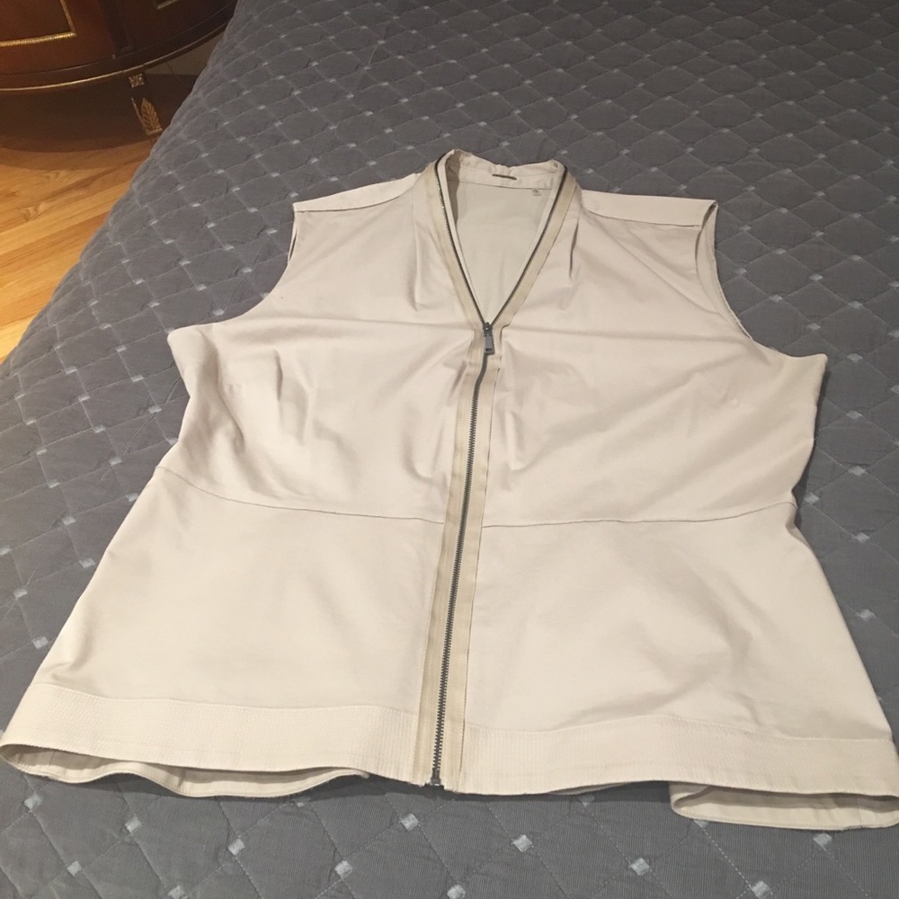 ELIE TAHARI top